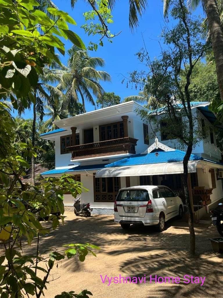 Vyshnavi Home Stay Thanniyam 外观 照片